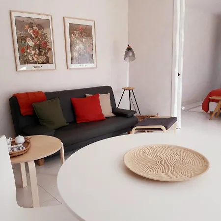 Agape, Elegant T2, 4 Etoiles, Et Gr34 3km, Centre 750m Apartment