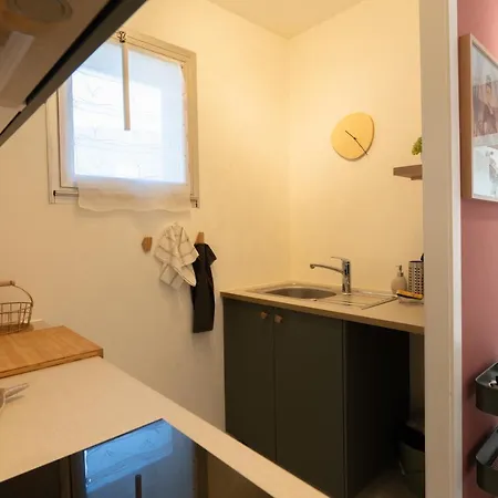Agape, Elegant T2, 4 Etoiles, Et Gr34 3km, Centre 750m Apartment *
